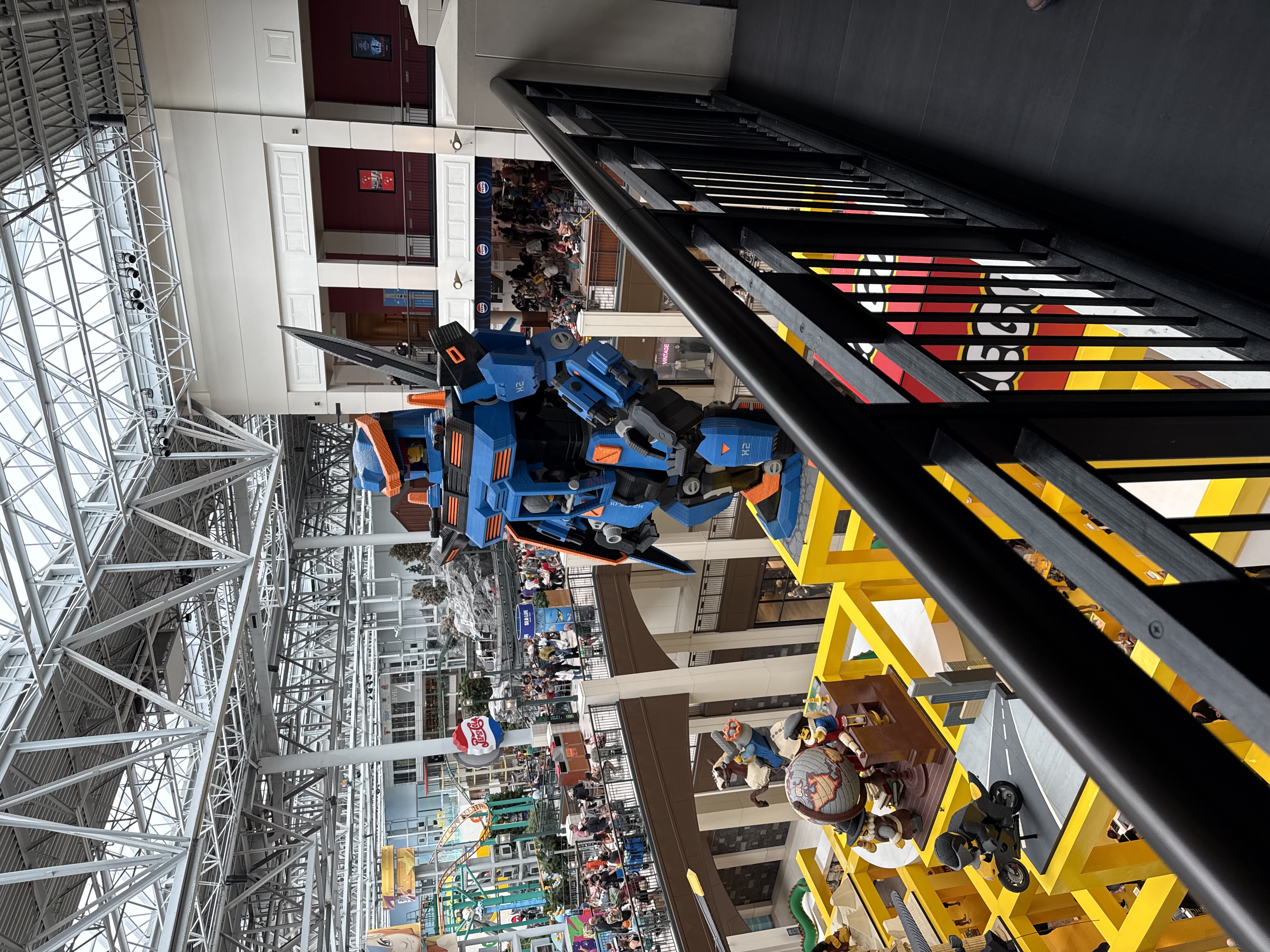Lego Display Mall of America.